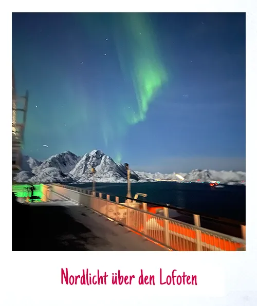 Nordlicht über den Lofoten